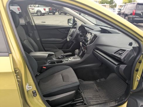 Used 2023 Subaru Crosstrek 2.0i AWD/4WD image 32