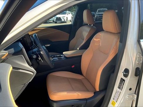 Used 2024 Lexus RX 350 Premium w/ Accessory Package (Z1) AWD/4WD image 21