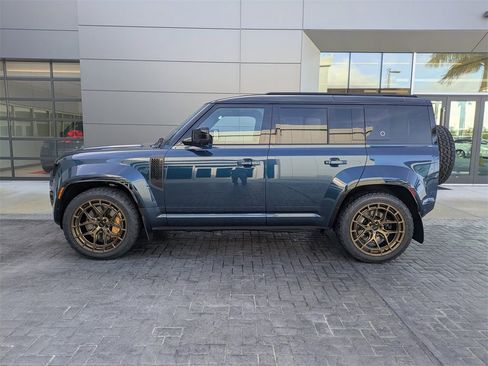 New 2026 Land Rover Defender 110 OCTA image 7