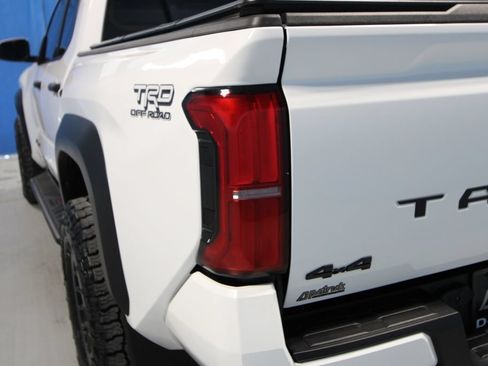 Used 2024 Toyota Tacoma TRD Off-Road AWD/4WD image 36
