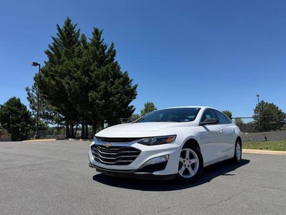 Used 2023 Chevrolet Malibu LS