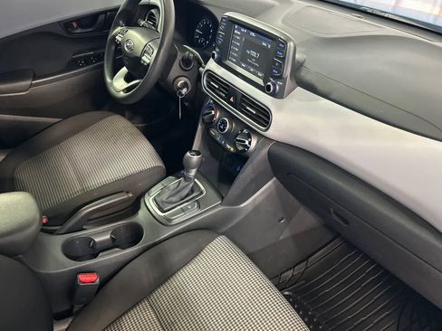 Used 2019 Hyundai Kona SE FWD image 17