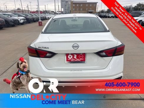 New 2025 Nissan Altima 2.5 SV image 4