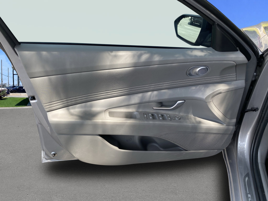 Certified 2026 Hyundai Elantra SEL FWD image 16