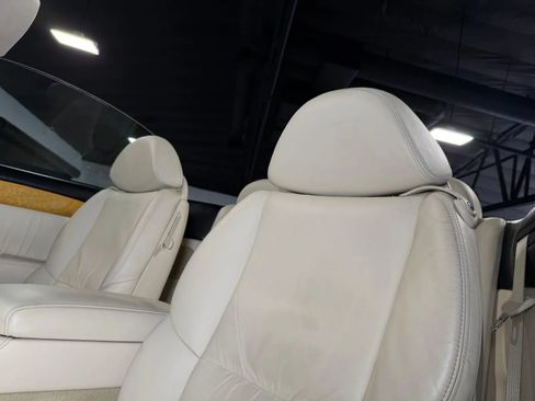 Used 2004 Lexus SC 430 Convertible RWD image 24
