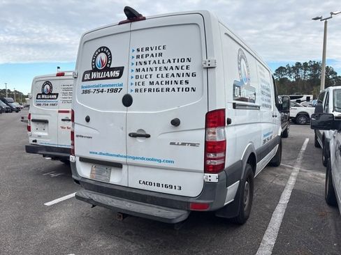 Used 2015 Mercedes-Benz Sprinter 2500 image 3