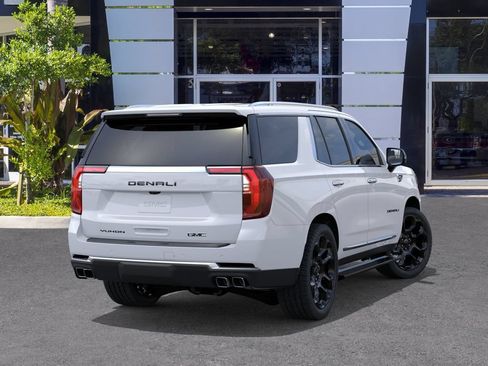 New 2026 GMC Yukon Denali w/ Denali Reserve Package AWD/4WD image 4