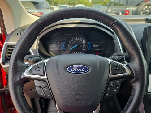 Used 2024 Ford Edge SEL AWD/4WD image 10