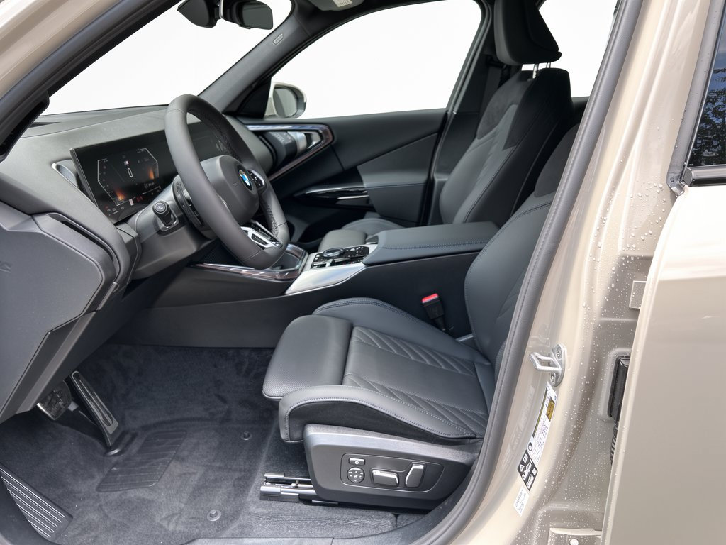 Used 2026 BMW X3 xDrive30i w/ Premium Package AWD/4WD image 5