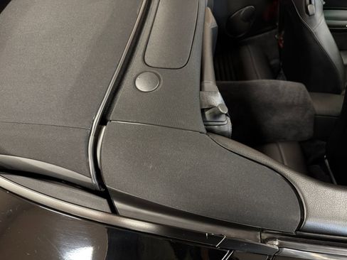 Used 2003 Porsche 911 Carrera RWD image 28