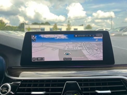 Used 2020 BMW 530e w/ Convenience Package RWD image 22