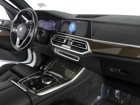 Used 2023 BMW X5 sDrive40i w/ Premium Package image 13