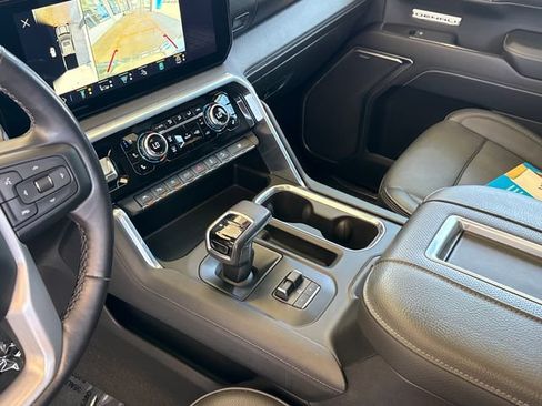 Used 2022 GMC Sierra 1500 Denali AWD/4WD image 24