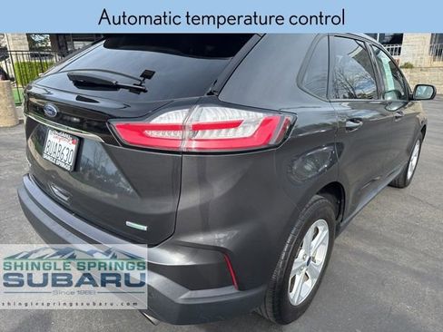 Used 2020 Ford Edge SE image 5
