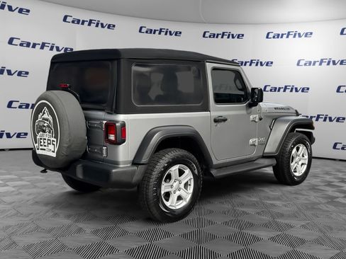 Used 2018 Jeep Wrangler Sport image 6