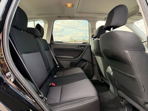 Used 2017 Subaru Forester 2.5i Premium w/ All-Weather Package image 30