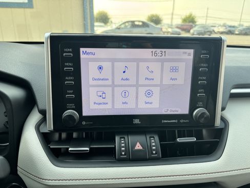 Used 2019 Toyota RAV4 Limited w/ Advanced Technology Package AWD/4WD image 18