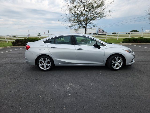 Used 2017 Chevrolet Cruze Premier FWD image 11