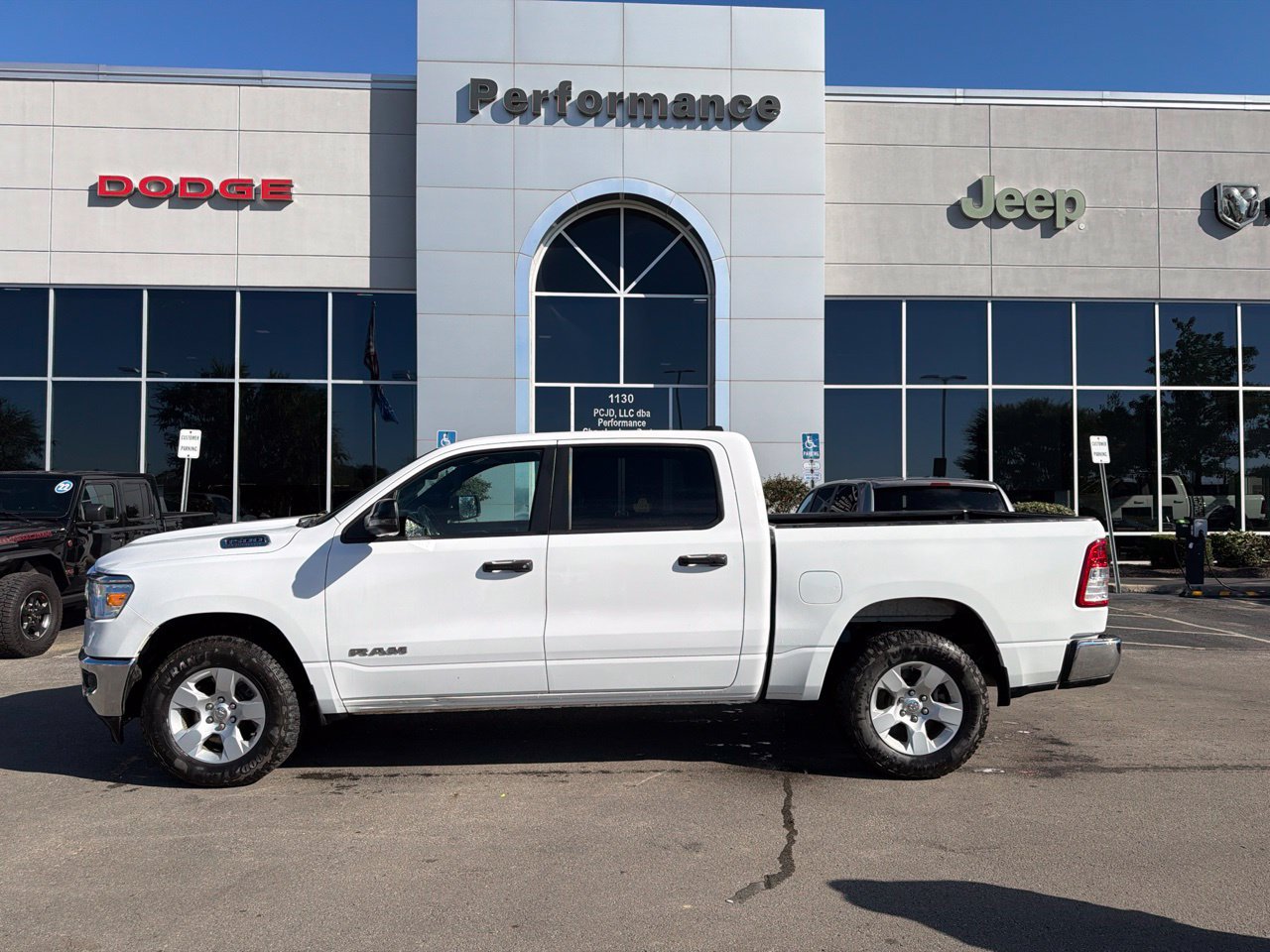 Used 2023 RAM 1500 Big Horn AWD/4WD image 5