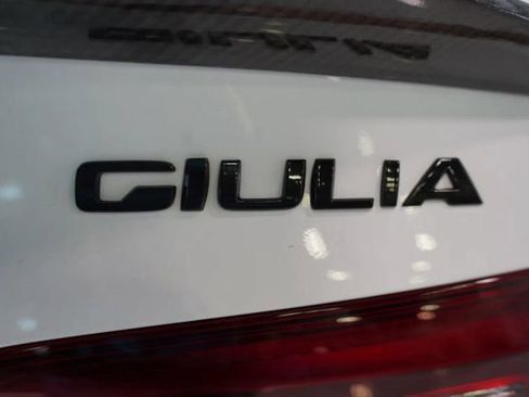 Used 2018 Alfa Romeo Giulia Ti Sport w/ Quick Order Package 22U Sport RWD image 16