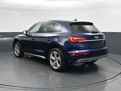 Used 2021 Audi Q5 Prestige w/ Prestige Package AWD/4WD image 6