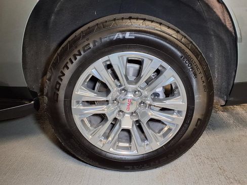 Certified 2025 GMC Yukon XL Denali AWD/4WD image 19
