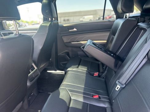 Used 2023 Volkswagen Atlas Cross Sport SE w/ Panoramic Sunroof Package AWD/4WD image 26