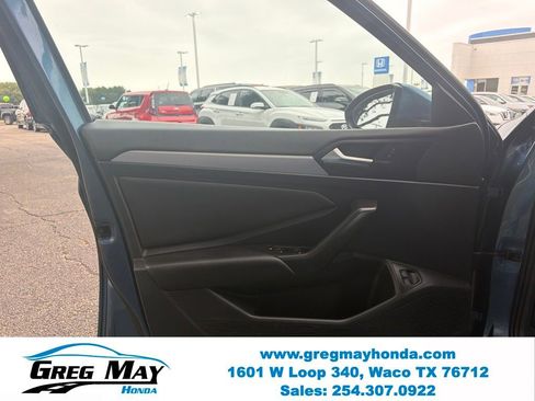 Used 2021 Volkswagen Jetta S FWD image 9