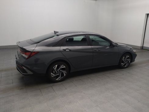 Used 2025 Hyundai Elantra Sport FWD image 10