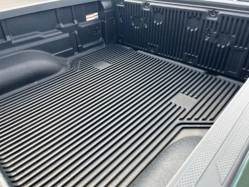 Used 2025 Nissan Frontier PRO-4X w/ Interior Protection Package AWD/4WD image 10