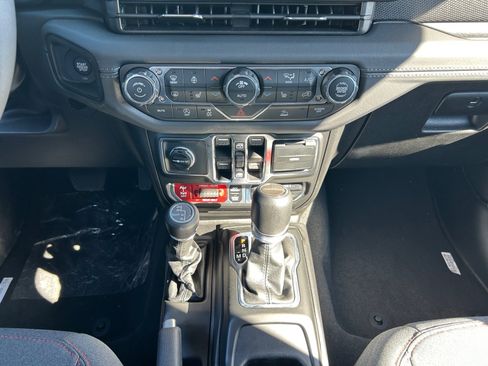 New 2026 Jeep Gladiator Rubicon AWD/4WD image 11
