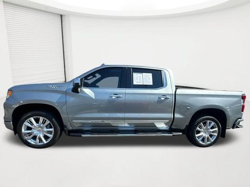 Used 2023 Chevrolet Silverado 1500 High Country w/ High Country Premium Package AWD/4WD image 8