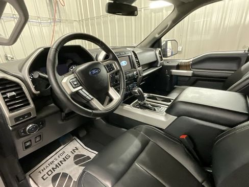 Used 2019 Ford F150 Lariat w/ Equipment Group 502A Luxury image 9
