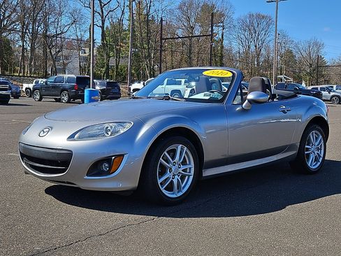 Used 2010 MAZDA MX-5 Miata Sport image 3