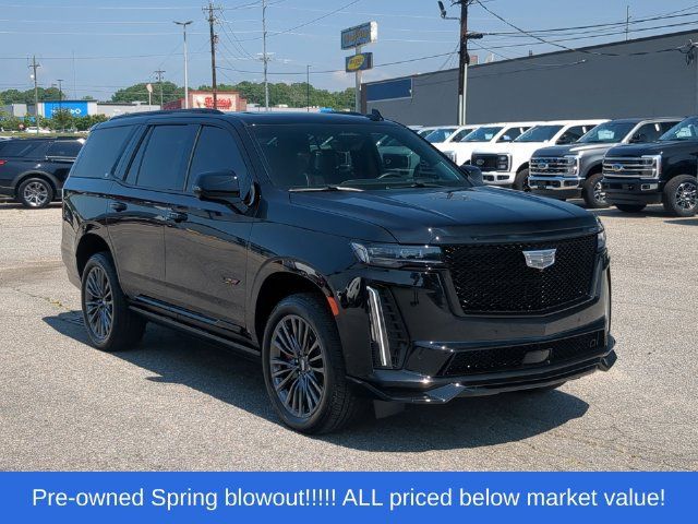 Used 2024 Cadillac Escalade V w/ Heavy-Duty Trailer Package AWD/4WD image 15