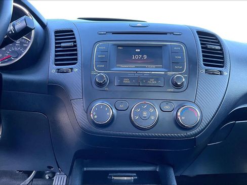 Used 2016 Kia Forte EX image 34