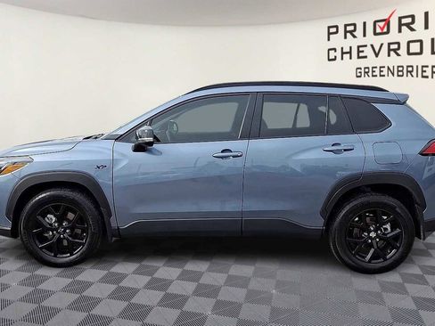 Used 2025 Toyota Corolla Cross LE image 5