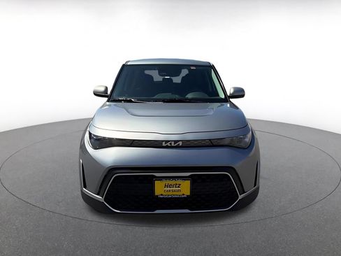 Used 2025 Kia Soul LX w/ LX Technology Package FWD image 4