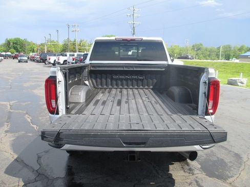 Used 2022 GMC Sierra 2500 Denali AWD/4WD image 8
