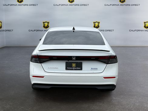Used 2023 Honda Accord Sport image 4