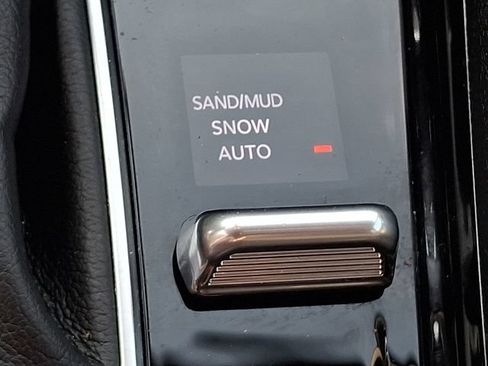 Used 2022 Jeep Compass Limited AWD/4WD image 26