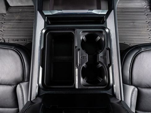 Used 2026 Ford F450 Platinum w/ FX4 Off-Road Package image 27