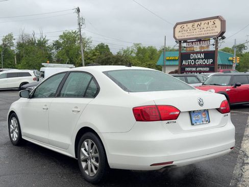 Used 2012 Volkswagen Jetta SE image 4