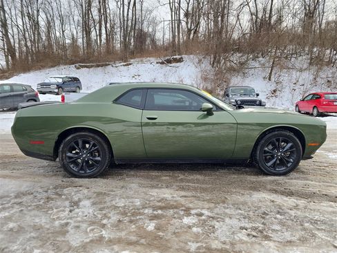 Used 2022 Dodge Challenger SXT w/ Blacktop Package image 3