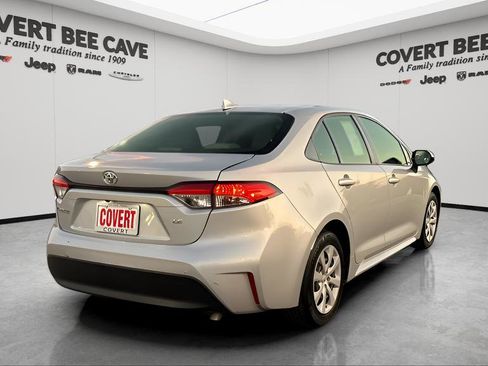 Used 2023 Toyota Corolla LE image 10