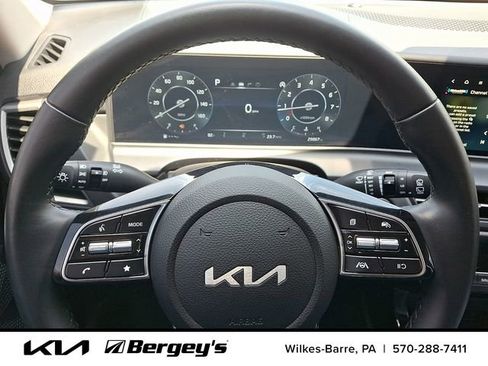Certified 2024 Kia Seltos EX AWD/4WD image 23