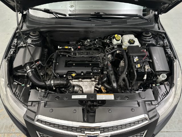 Used 2014 Chevrolet Cruze LT w/ All-Star Edition FWD image 22