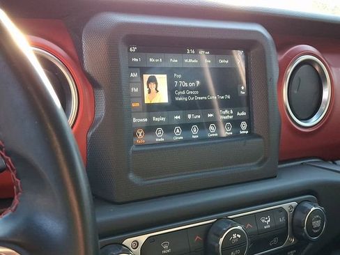 Used 2021 Jeep Gladiator Rubicon w/ LED Lighting Group image 23