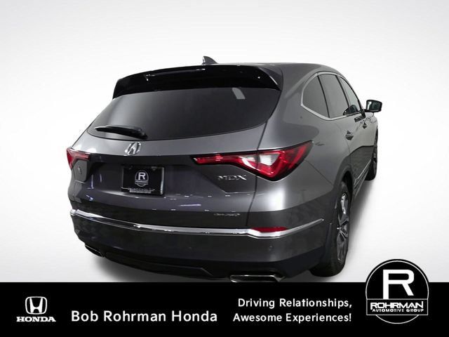 Used 2024 Acura MDX w/ Technology Package AWD/4WD image 8