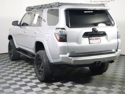 Used 2019 Toyota 4Runner TRD Off-Road Premium AWD/4WD image 11